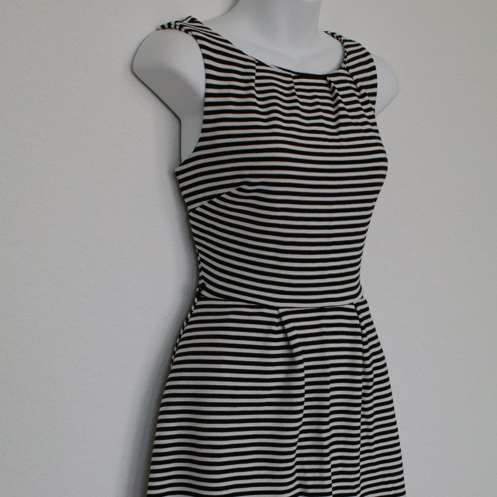 MERONA Dress Midi FLARE Striped - Size XS